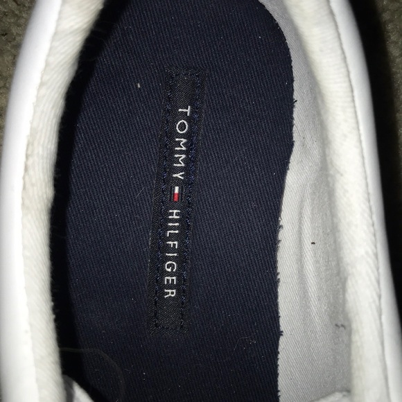 Tommy hilfiger shoes - Picture 2 of 3